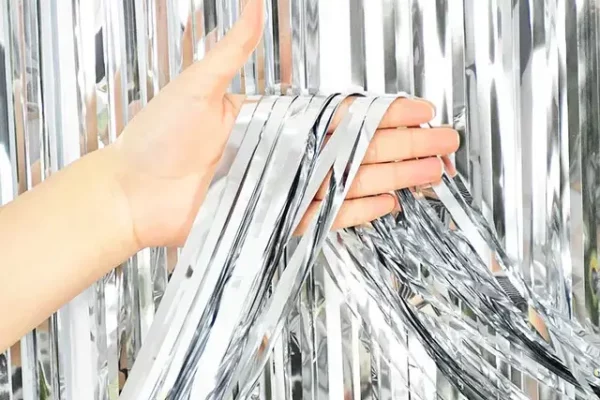 Шторка, фольгированная под серебро: лучшие идеи применения